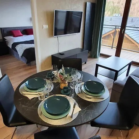 Apartment Karpatia Krystallos Z Balkonem I Widokiem Na Gory *